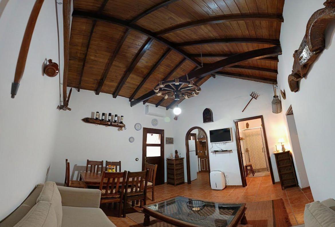 Finca Los Arcos Del Laurel Moya  المظهر الخارجي الصورة